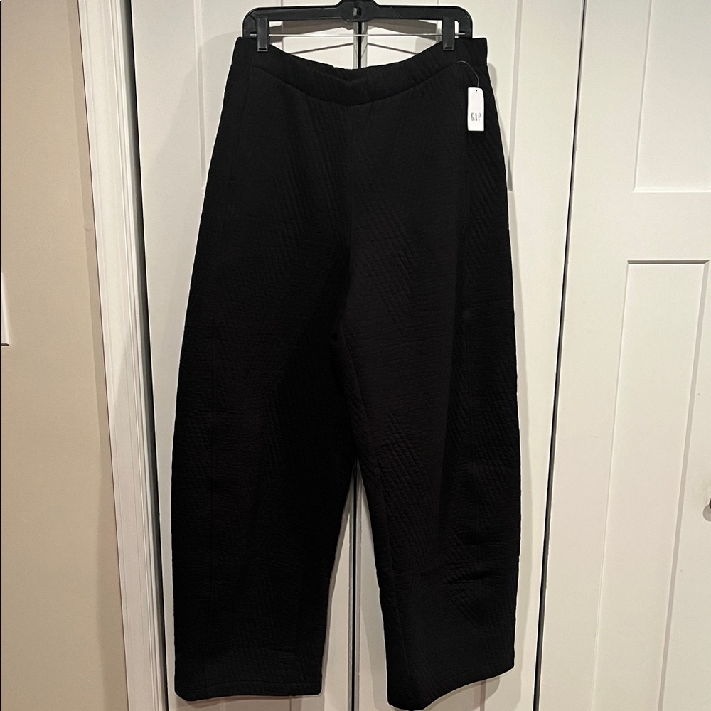 NWT GapFit Quilted Jacquard Barrel Pants Black Cotton blend Large Tall/Long - Picture 3 of 8